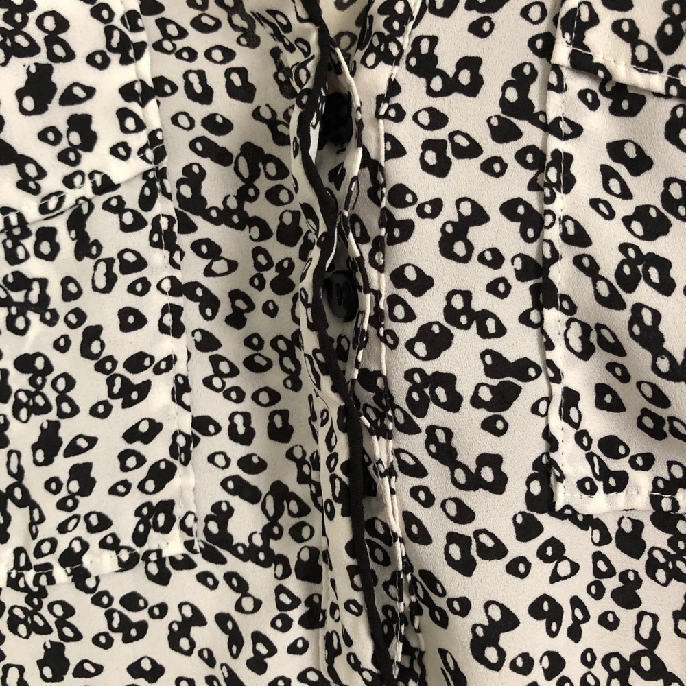 Chiffon Henley Top - Picture 5 of 5